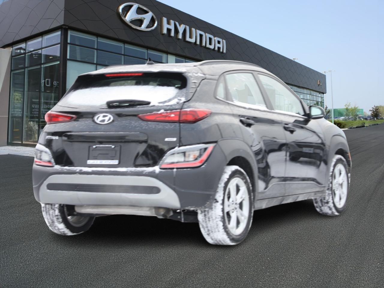 2022 Hyundai KONA 2.0L Preferred AWD / Heated Seats / CarPlay Photo