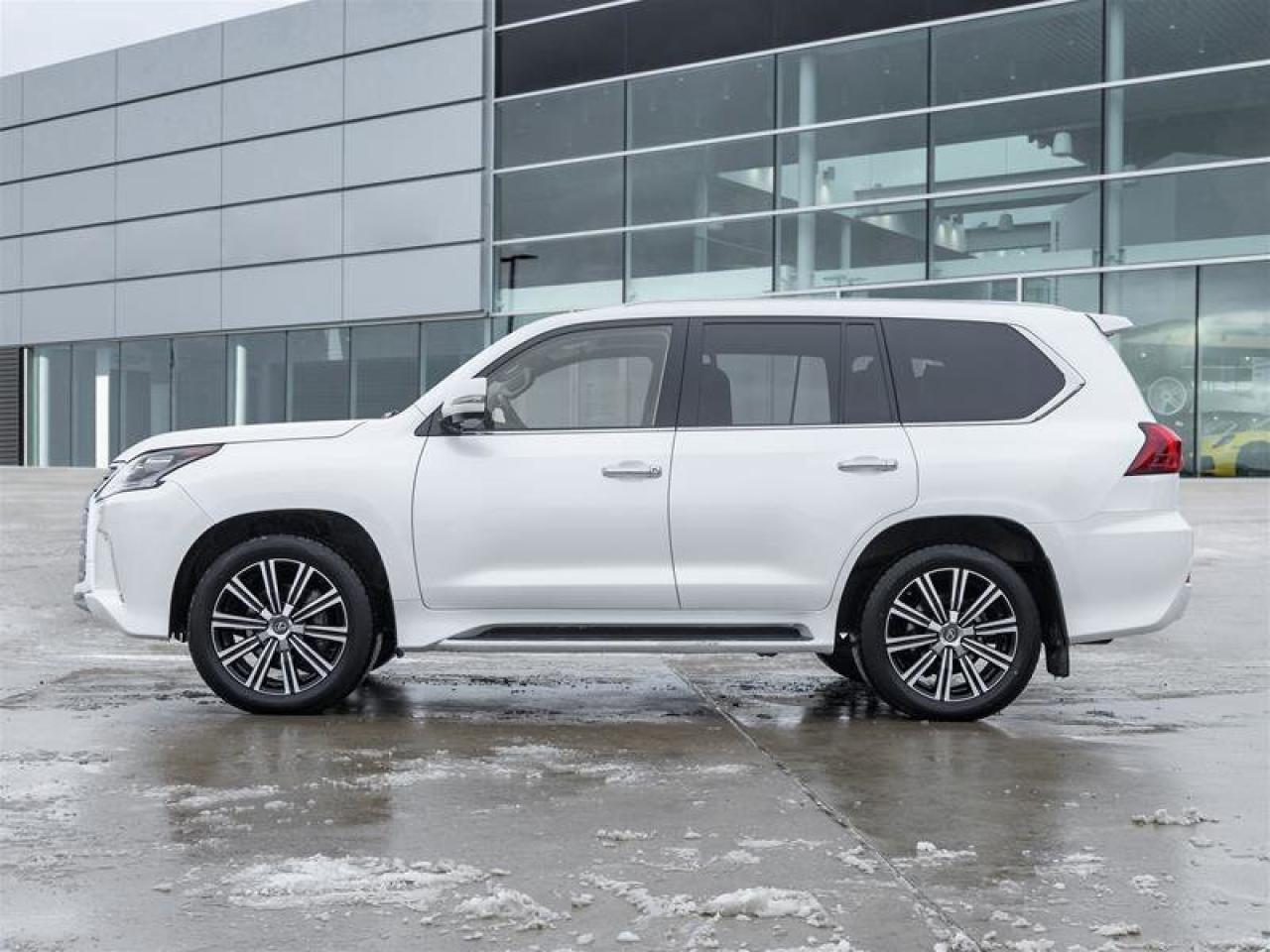 2021 Lexus LX LX 570 Executive Pkg 21” Alloy Wheels Head Up Disp Photo2