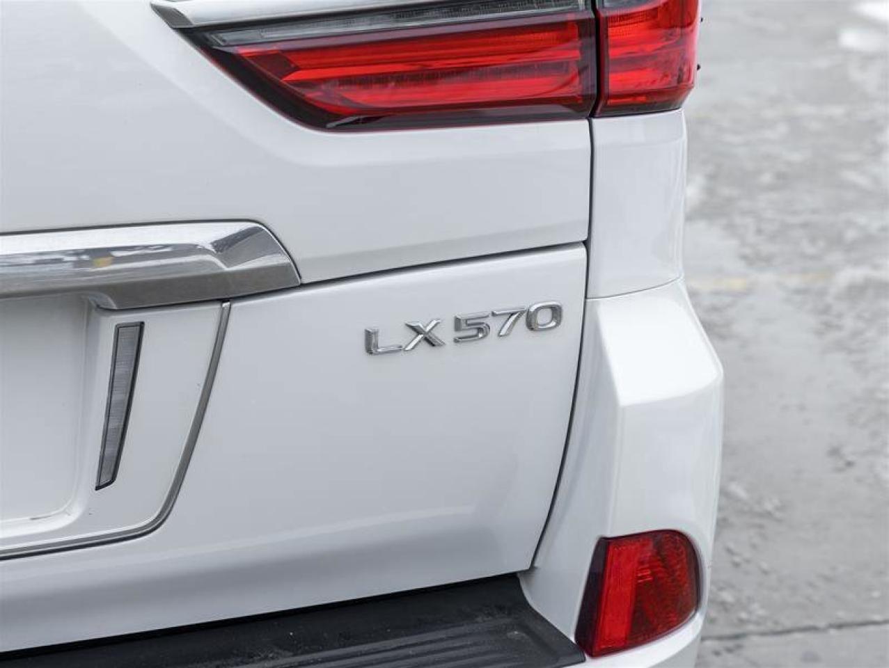 2021 Lexus LX LX 570 Executive Pkg 21” Alloy Wheels Head Up Disp Photo