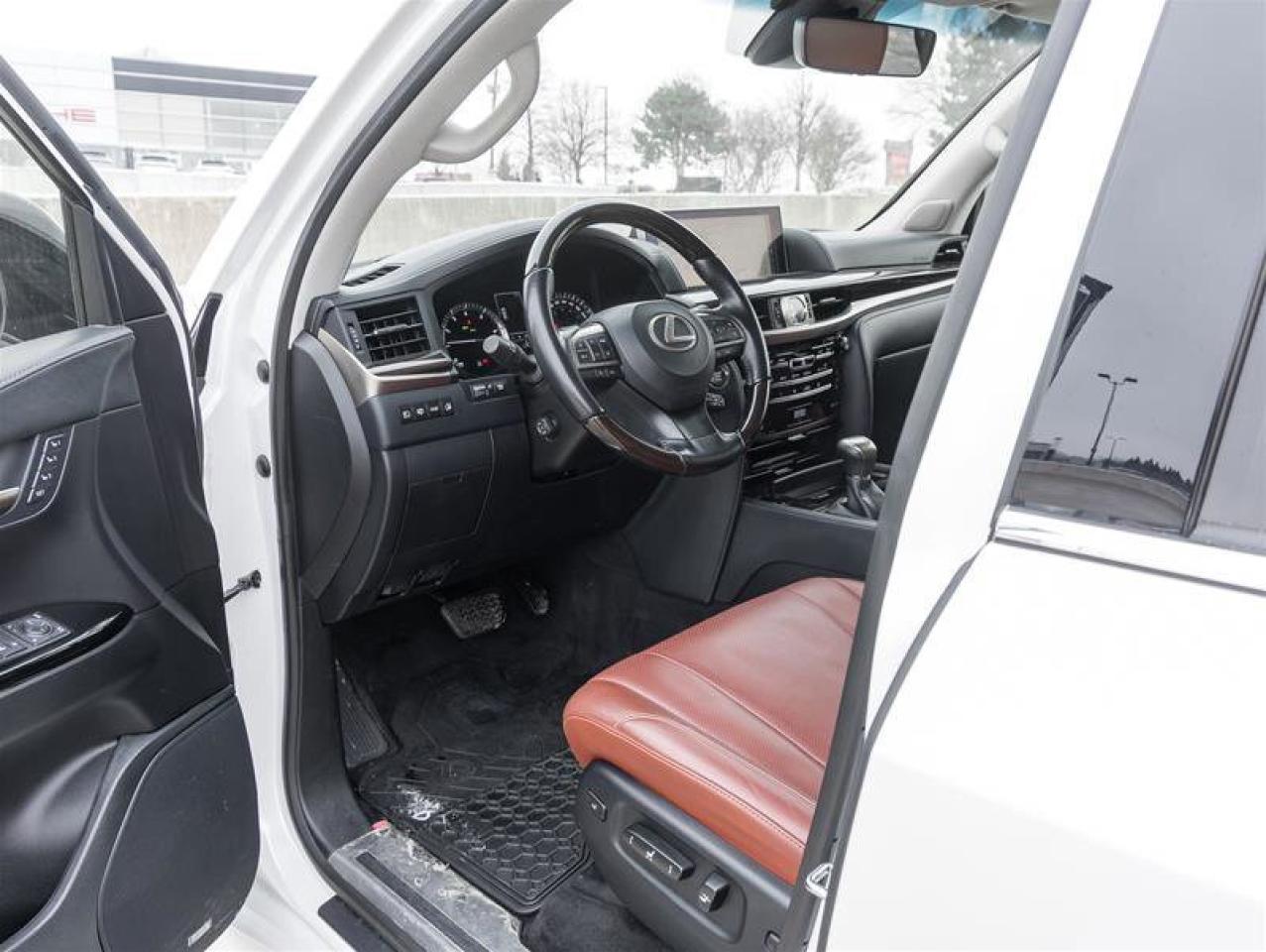 2021 Lexus LX LX 570 Executive Pkg 21” Alloy Wheels Head Up Disp Photo