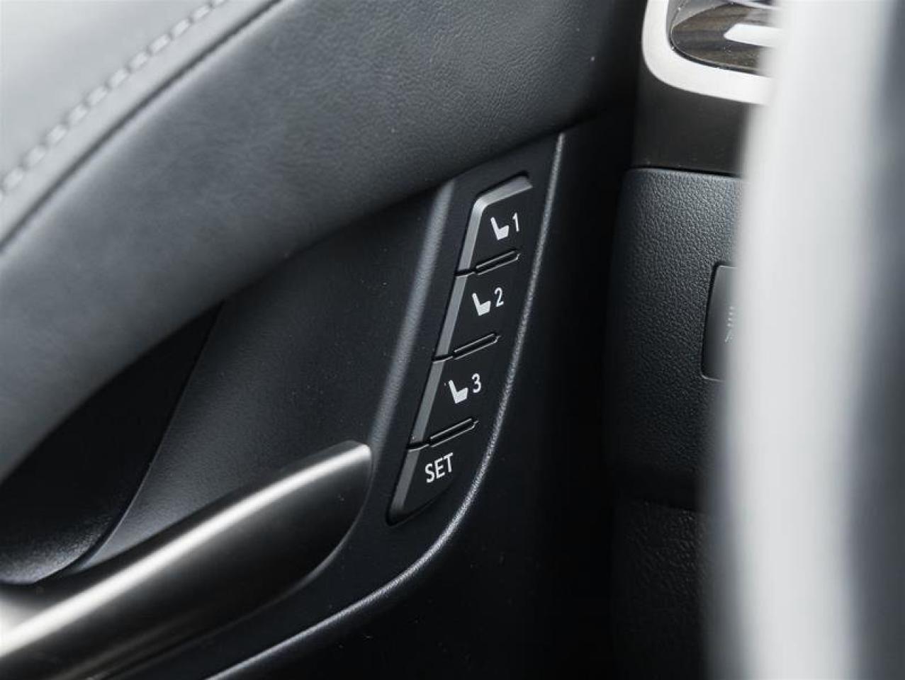 2021 Lexus LX LX 570 Executive Pkg 21” Alloy Wheels Head Up Disp Photo