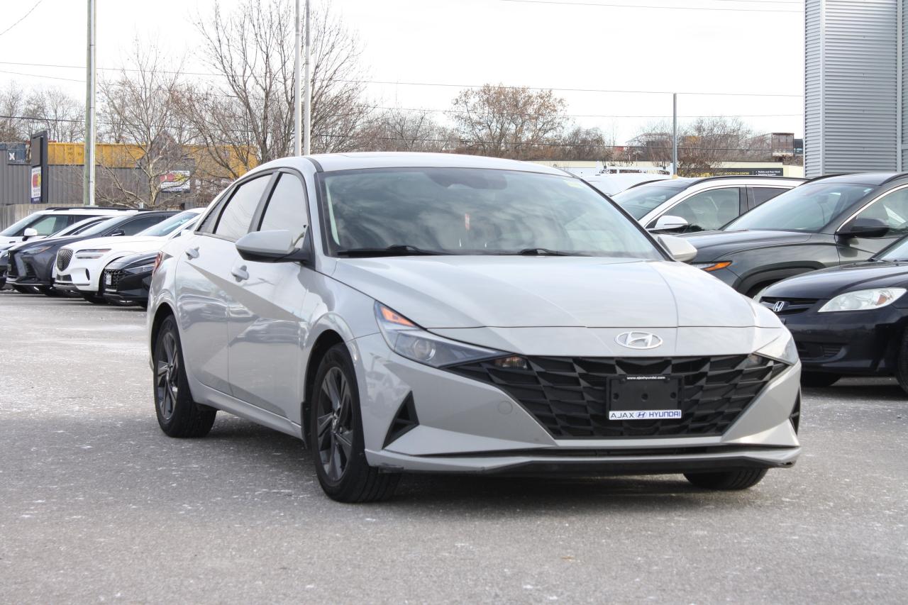 2022 Hyundai Elantra Preferred IVT w-Sun & Tech Package Photo2