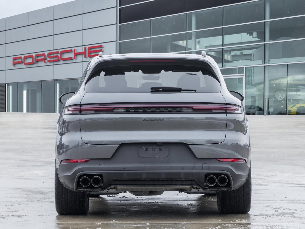 2024 Porsche Cayenne AWD Premium Pkg Plus Extended Exterior Package in Photo3
