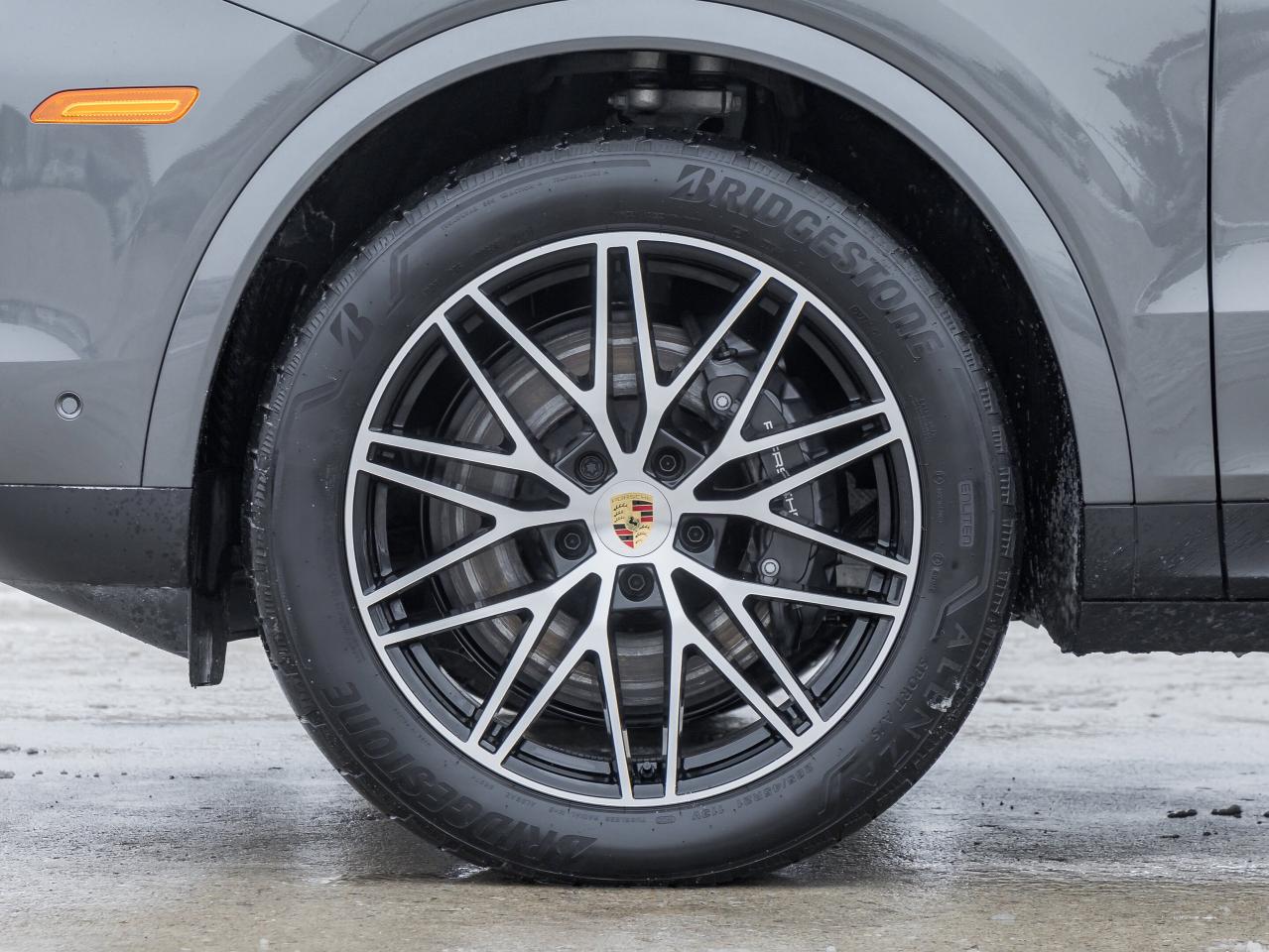 2024 Porsche Cayenne AWD Premium Pkg Plus Extended Exterior Package in Photo