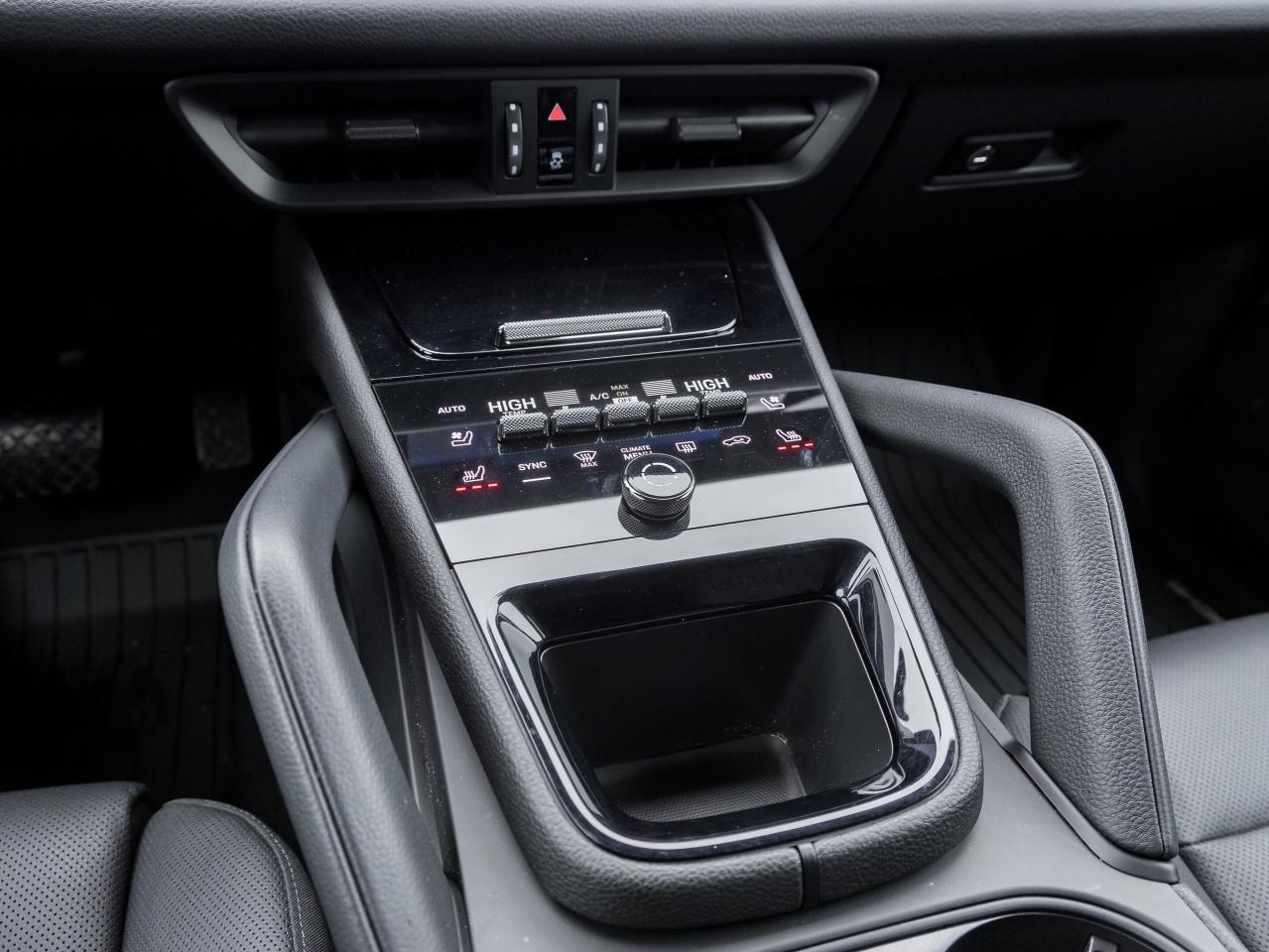 2024 Porsche Cayenne AWD Premium Pkg Plus Extended Exterior Package in Photo