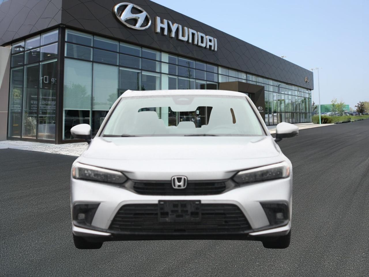 2022 Honda Civic Sedan Touring / Leather / Bose Audio / Navigation Photo