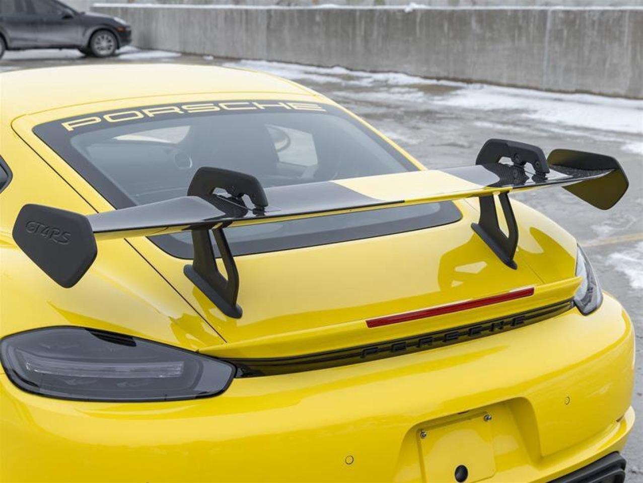 2025 Porsche 718 Cayman GT4 RS Coupe Porsche Ceramic Composite Brakes Fron Photo