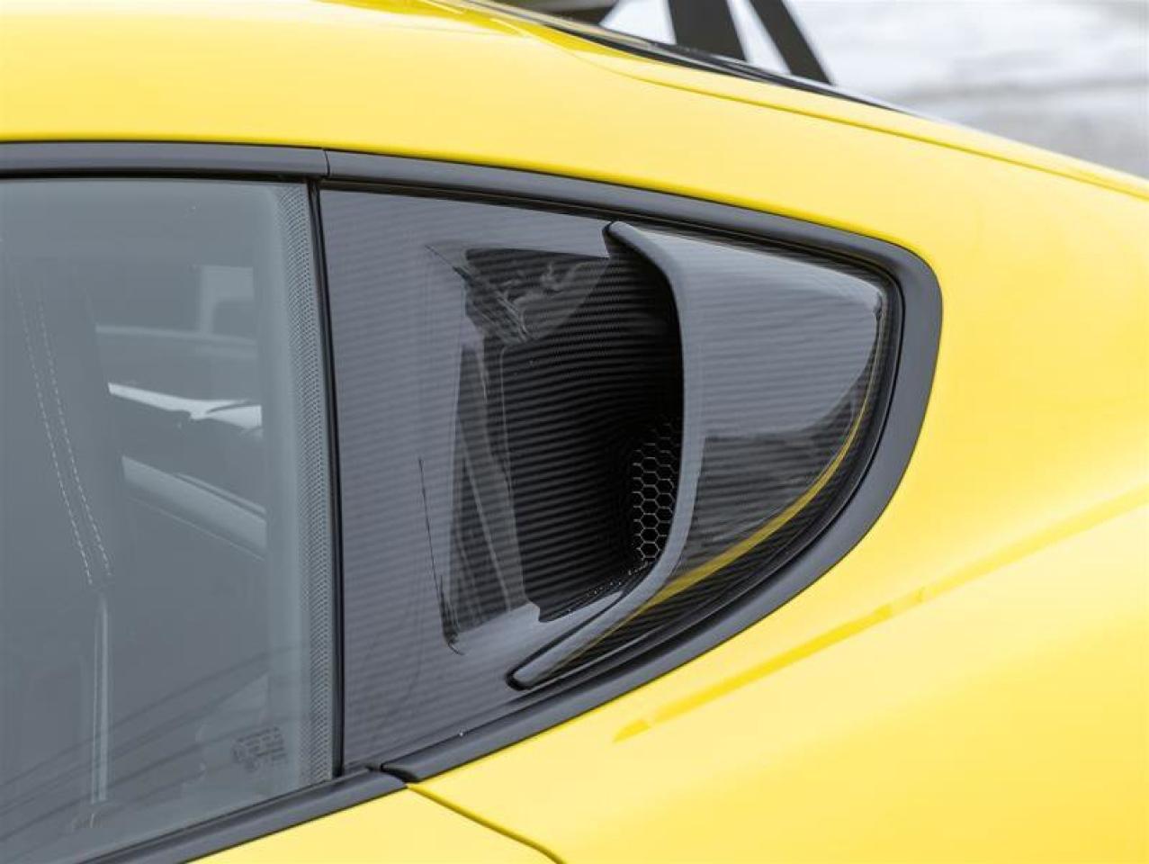 2025 Porsche 718 Cayman GT4 RS Coupe Porsche Ceramic Composite Brakes Fron Photo