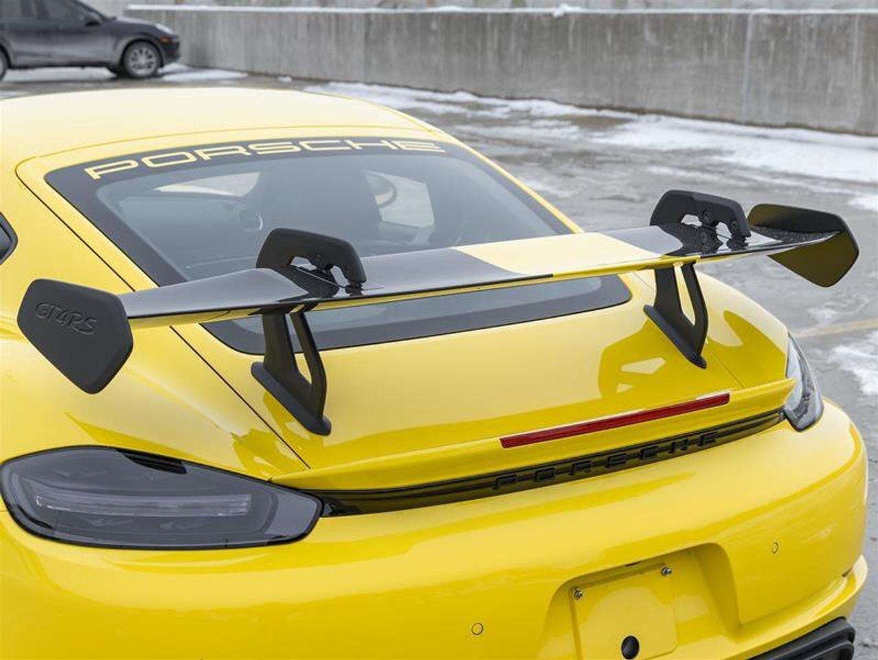 2025 Porsche 718 Cayman GT4 RS Coupe Porsche Ceramic Composite Brakes Fron Photo