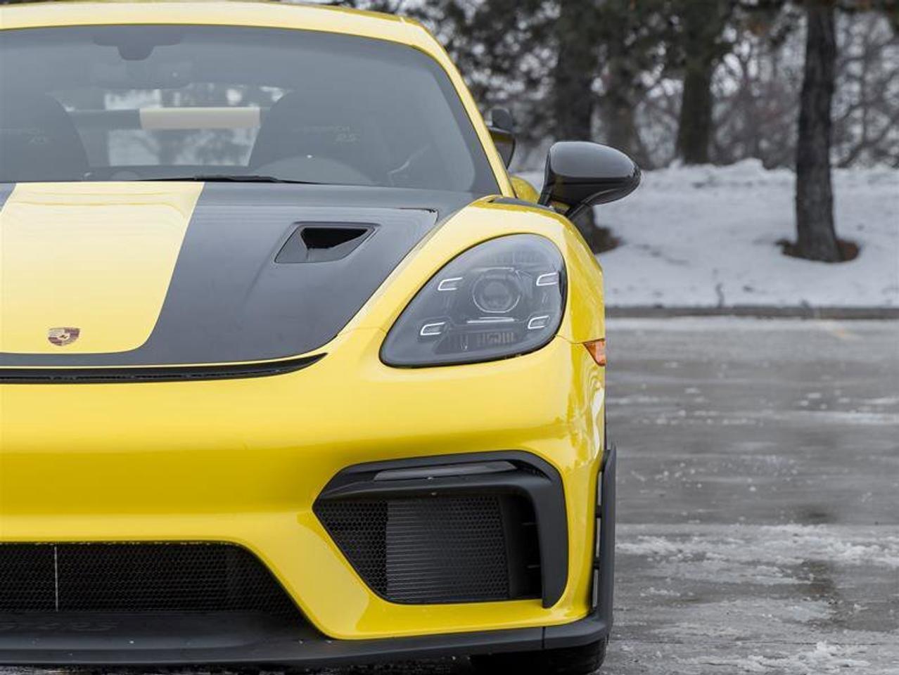 2025 Porsche 718 Cayman GT4 RS Coupe Porsche Ceramic Composite Brakes Fron Photo