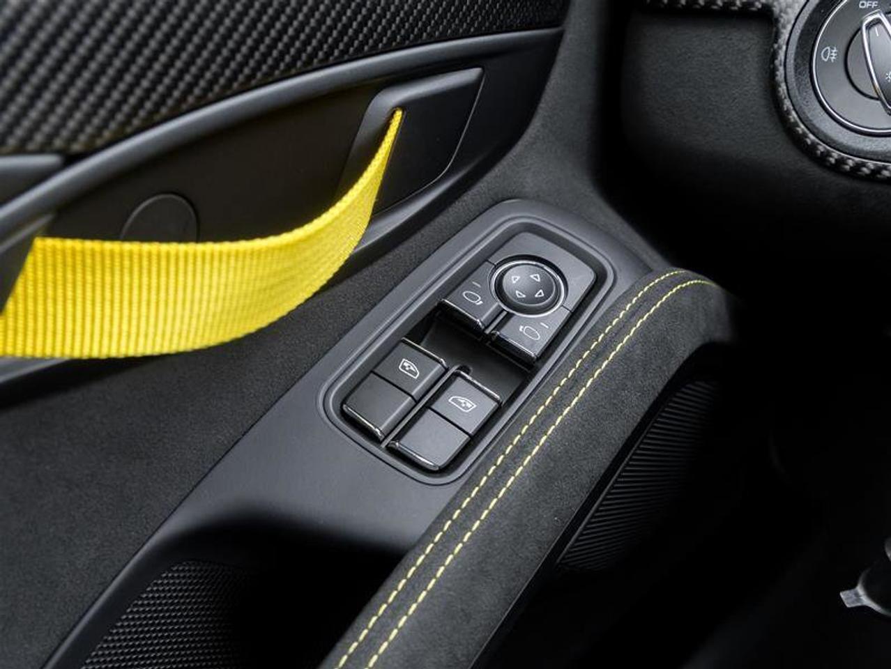 2025 Porsche 718 Cayman GT4 RS Coupe Porsche Ceramic Composite Brakes Fron Photo