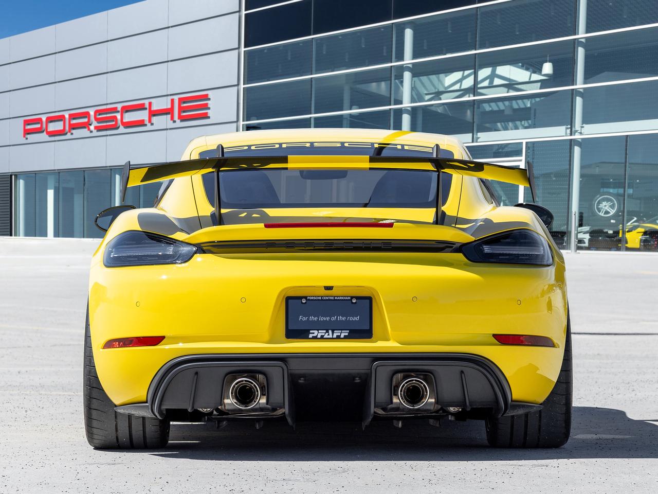 2025 Porsche 718 Cayman GT4 RS Coupe Porsche Ceramic Composite Brakes Fron Photo4