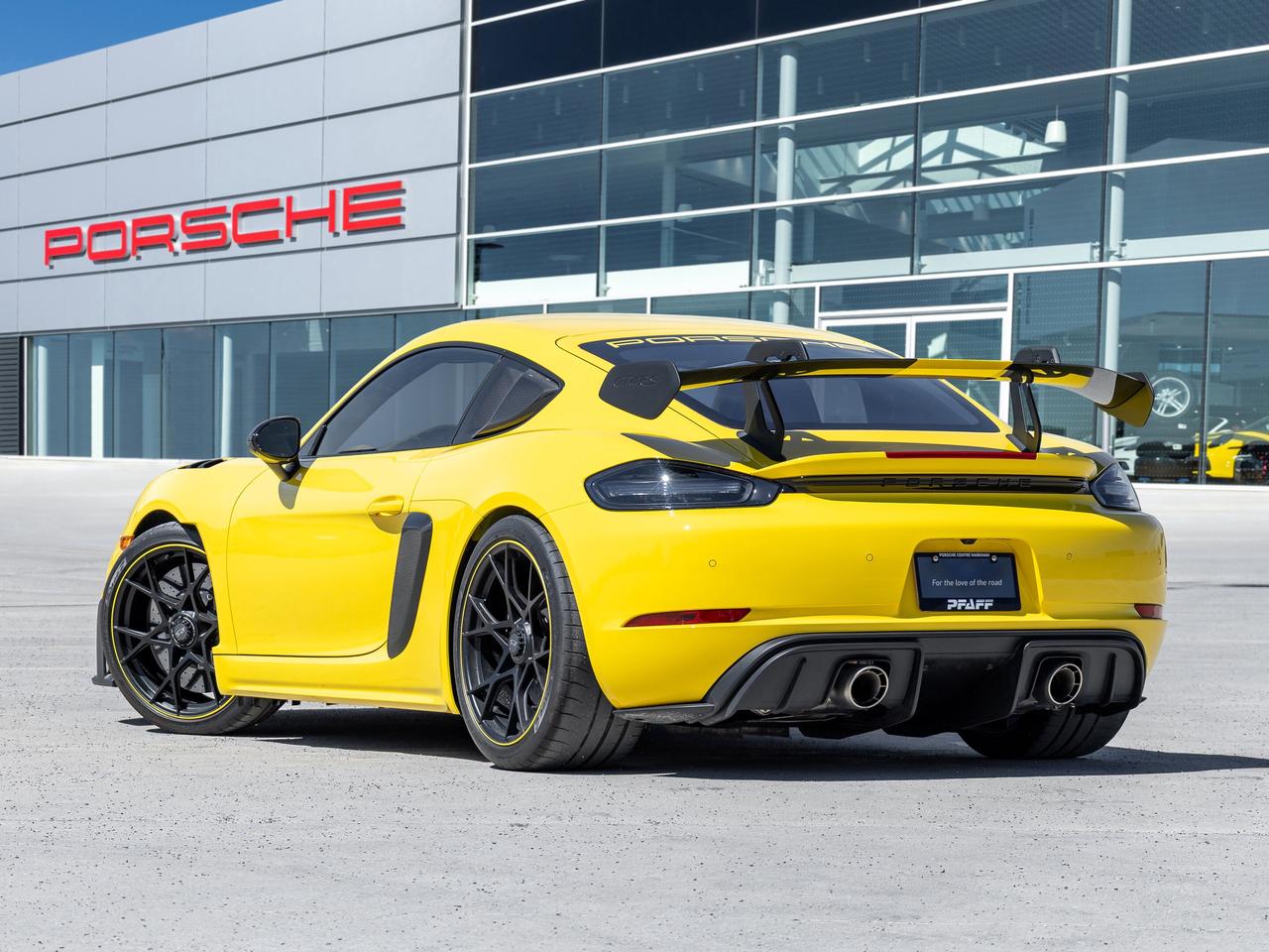 2025 Porsche 718 Cayman GT4 RS Coupe Porsche Ceramic Composite Brakes Fron Photo
