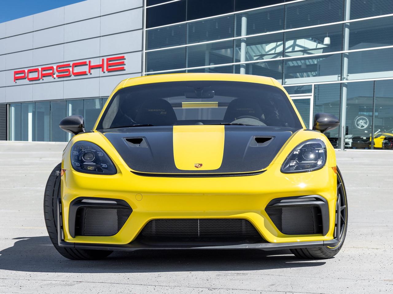 2025 Porsche 718 Cayman GT4 RS Coupe Porsche Ceramic Composite Brakes Fron Photo