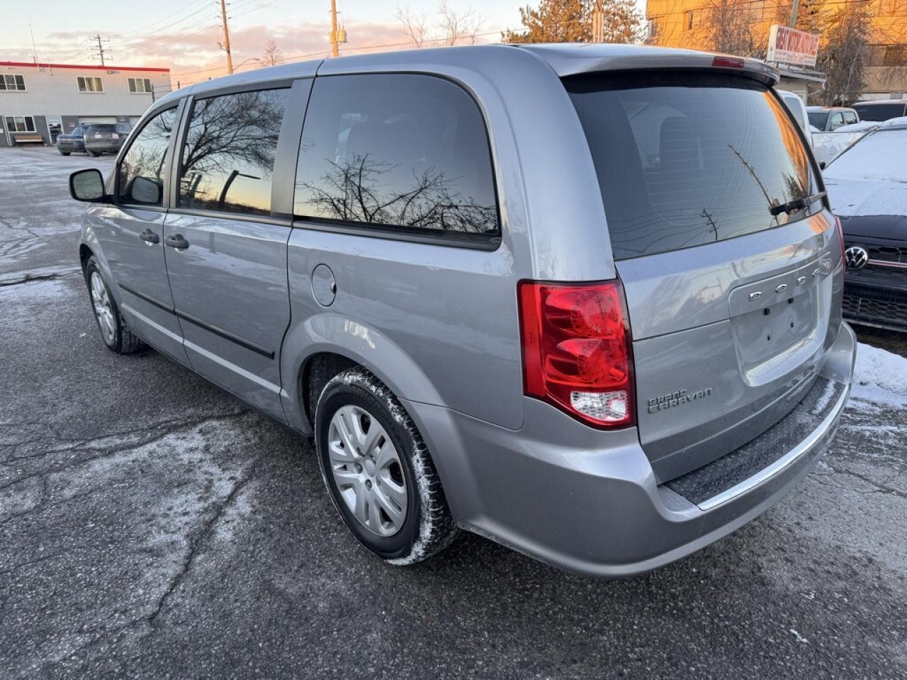 2014 Dodge Grand Caravan SE Front-wheel Drive Passenger Van Automatic Photo4