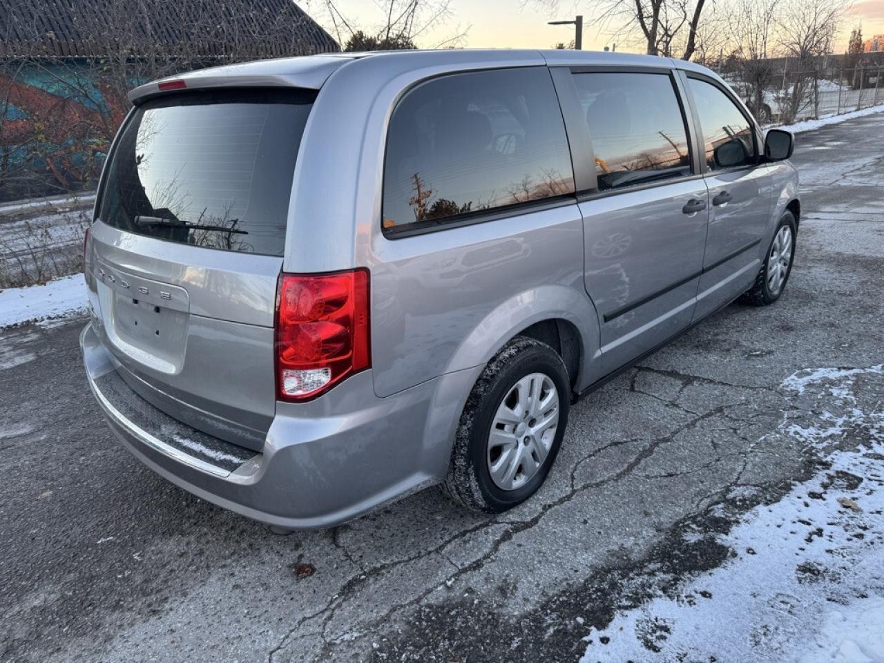 2014 Dodge Grand Caravan SE Front-wheel Drive Passenger Van Automatic Photo3