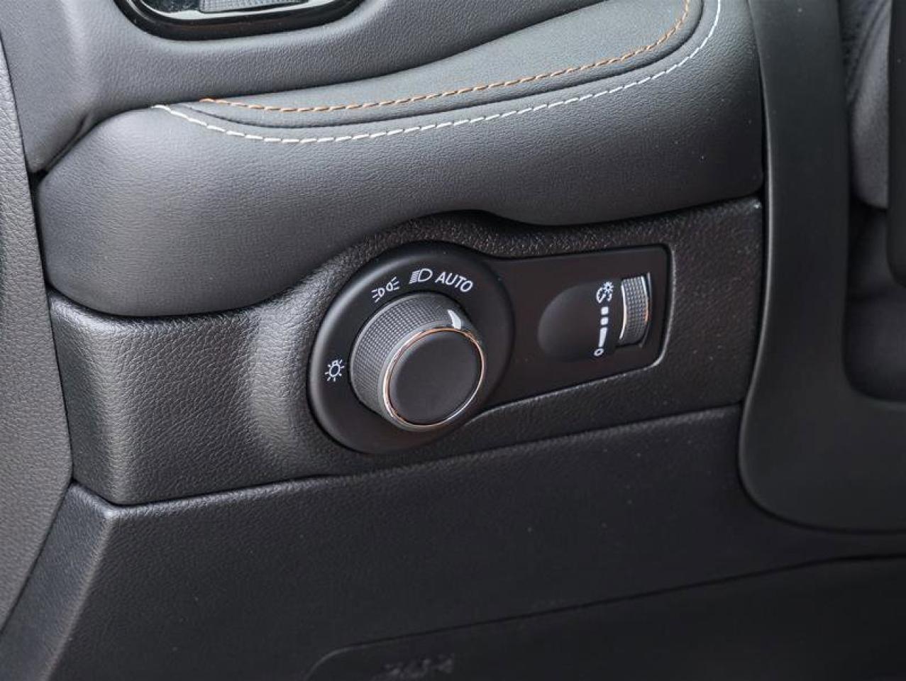 2025 Dodge Durango SRT Hellcat Brass Monkey AWD Adaptive Cruise Contr Photo