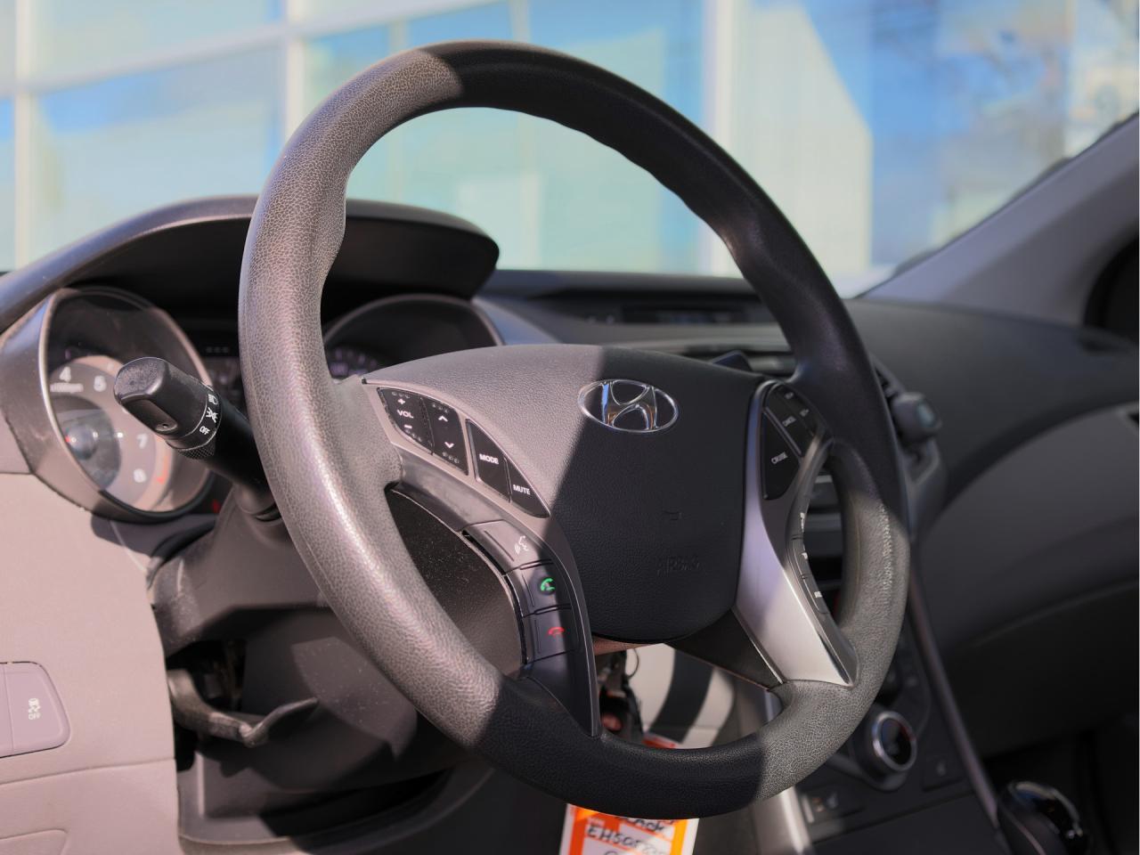 2014 Hyundai Elantra GL AS TRADED Photo