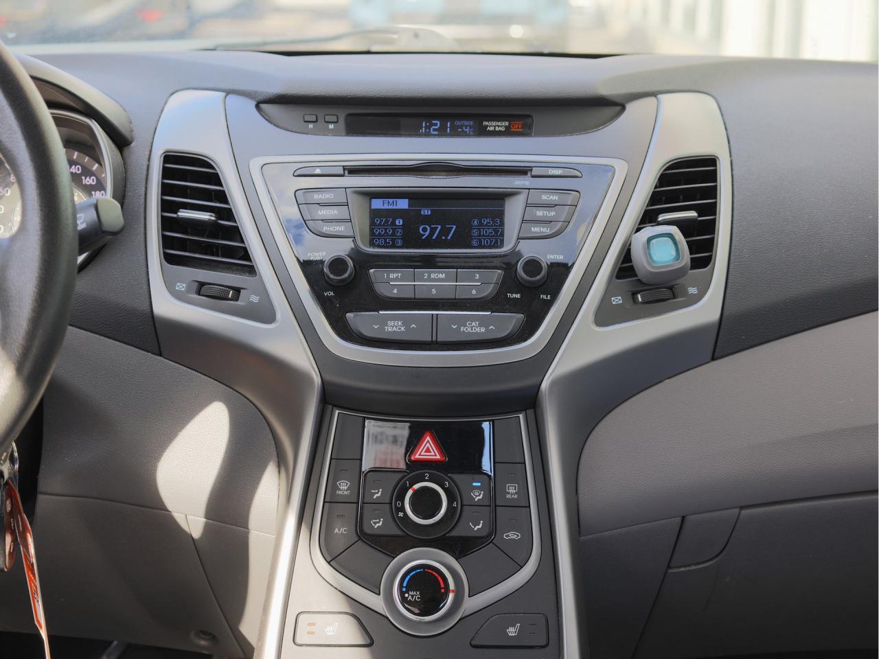 2014 Hyundai Elantra GL AS TRADED Photo