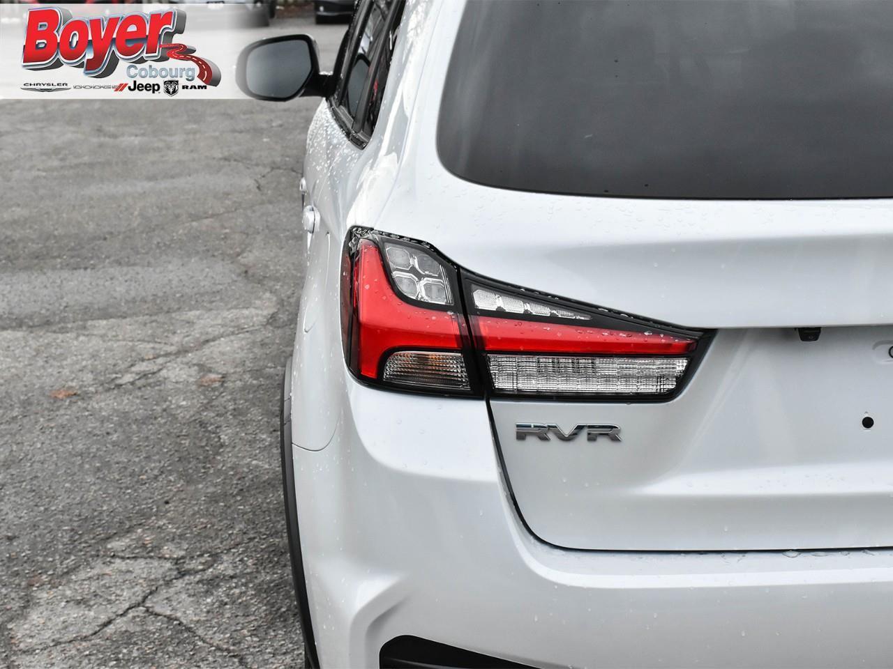 2022 Mitsubishi RVR GT Photo