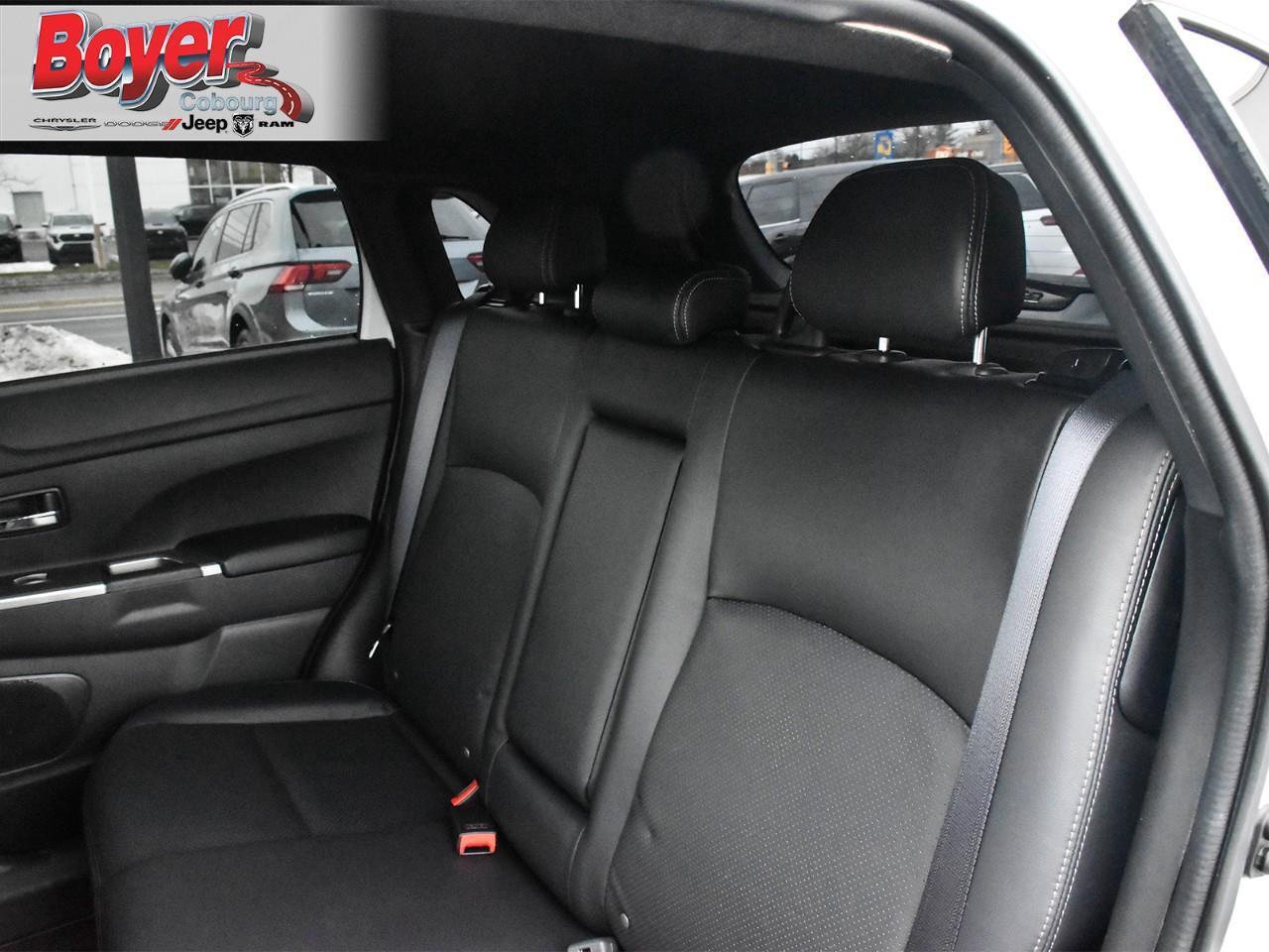 2022 Mitsubishi RVR GT Photo