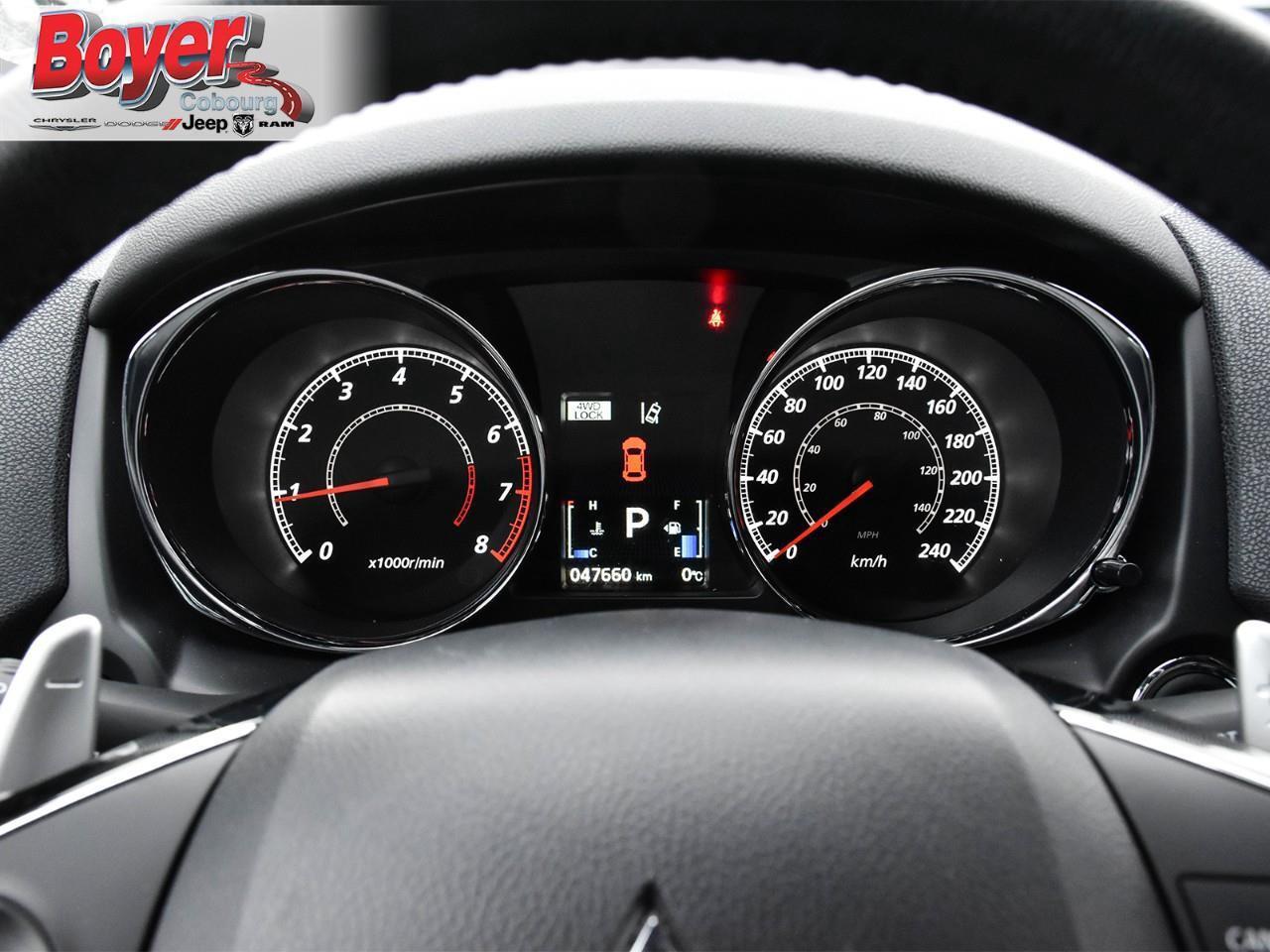 2022 Mitsubishi RVR GT Photo