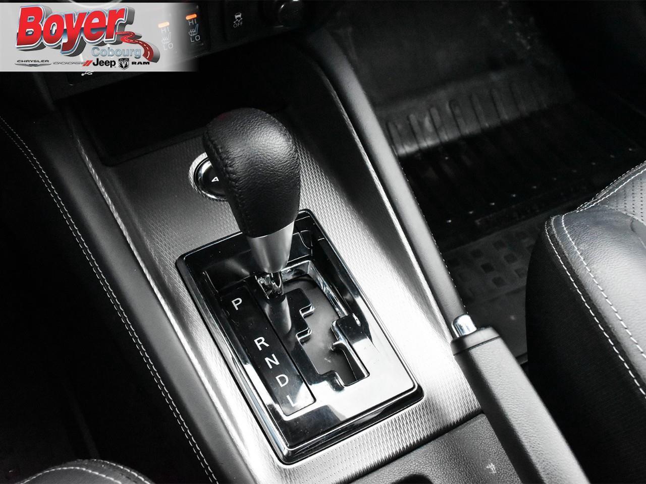 2022 Mitsubishi RVR GT Photo