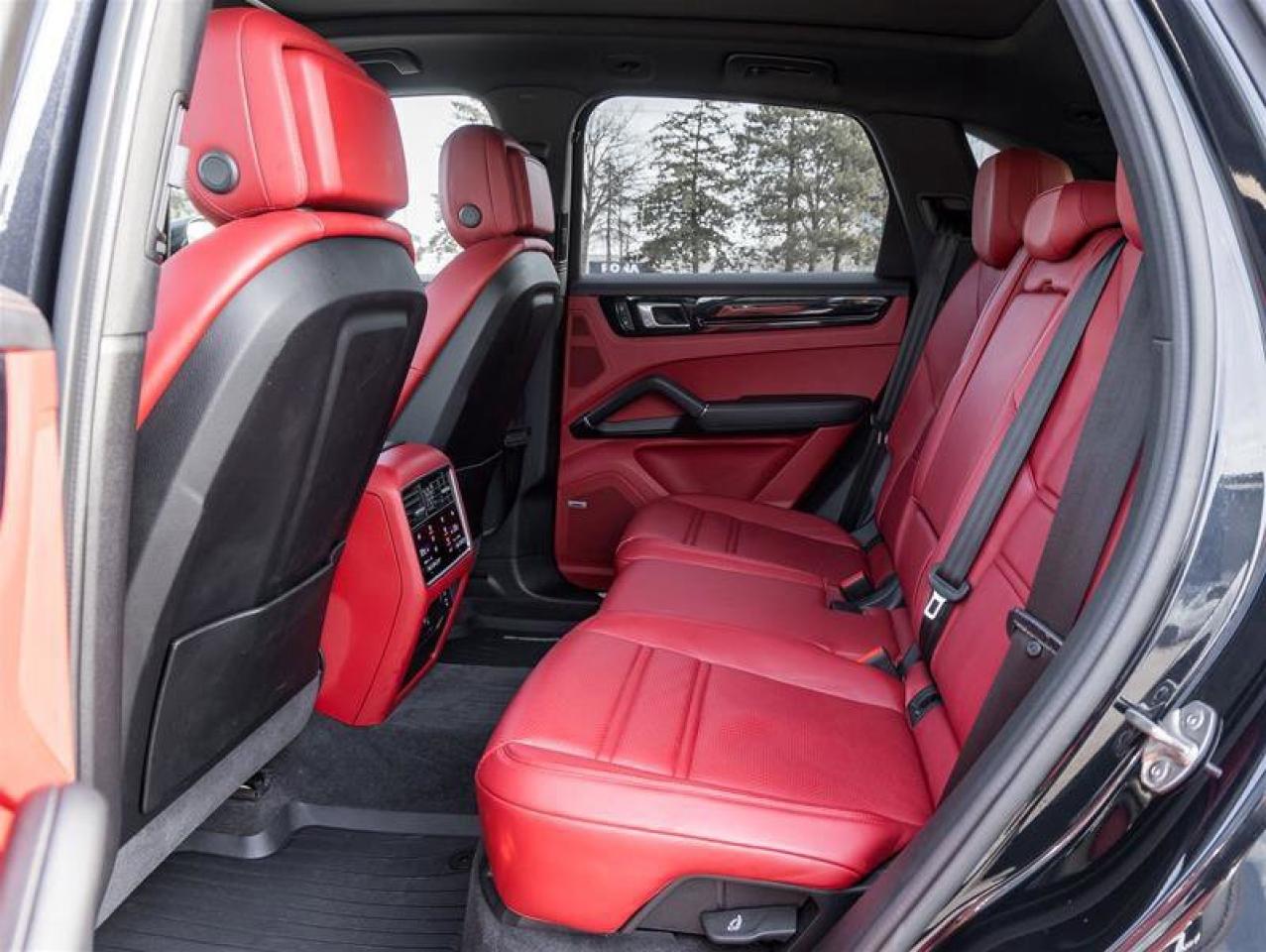 2022 Porsche Cayenne AWD Premium Plus Pkg Sport Chrono Pkg 21 RS Spyder Photo