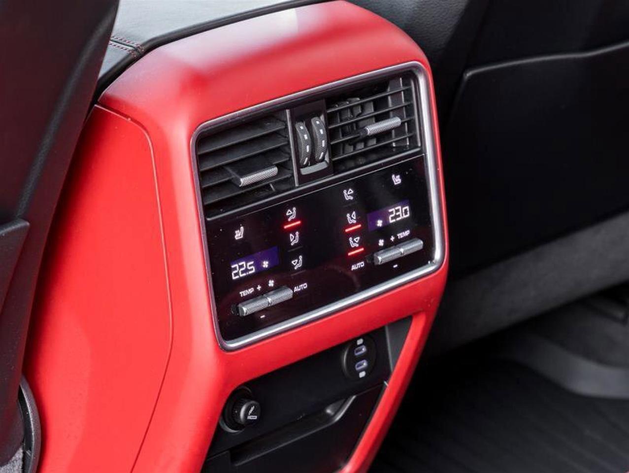 2022 Porsche Cayenne AWD Premium Plus Pkg Sport Chrono Pkg 21 RS Spyder Photo