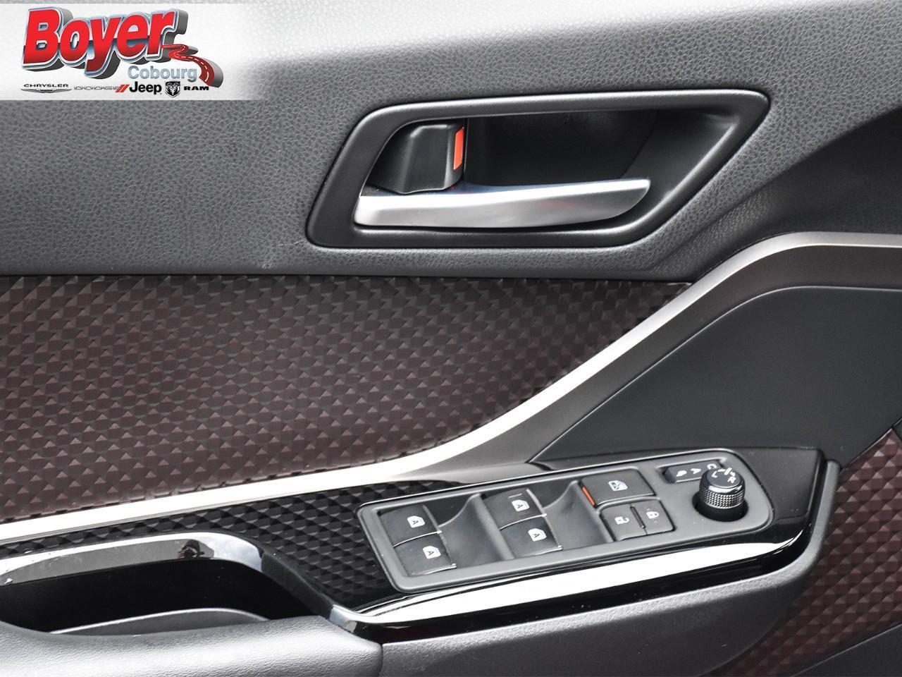 2019 Toyota C-HR  Photo