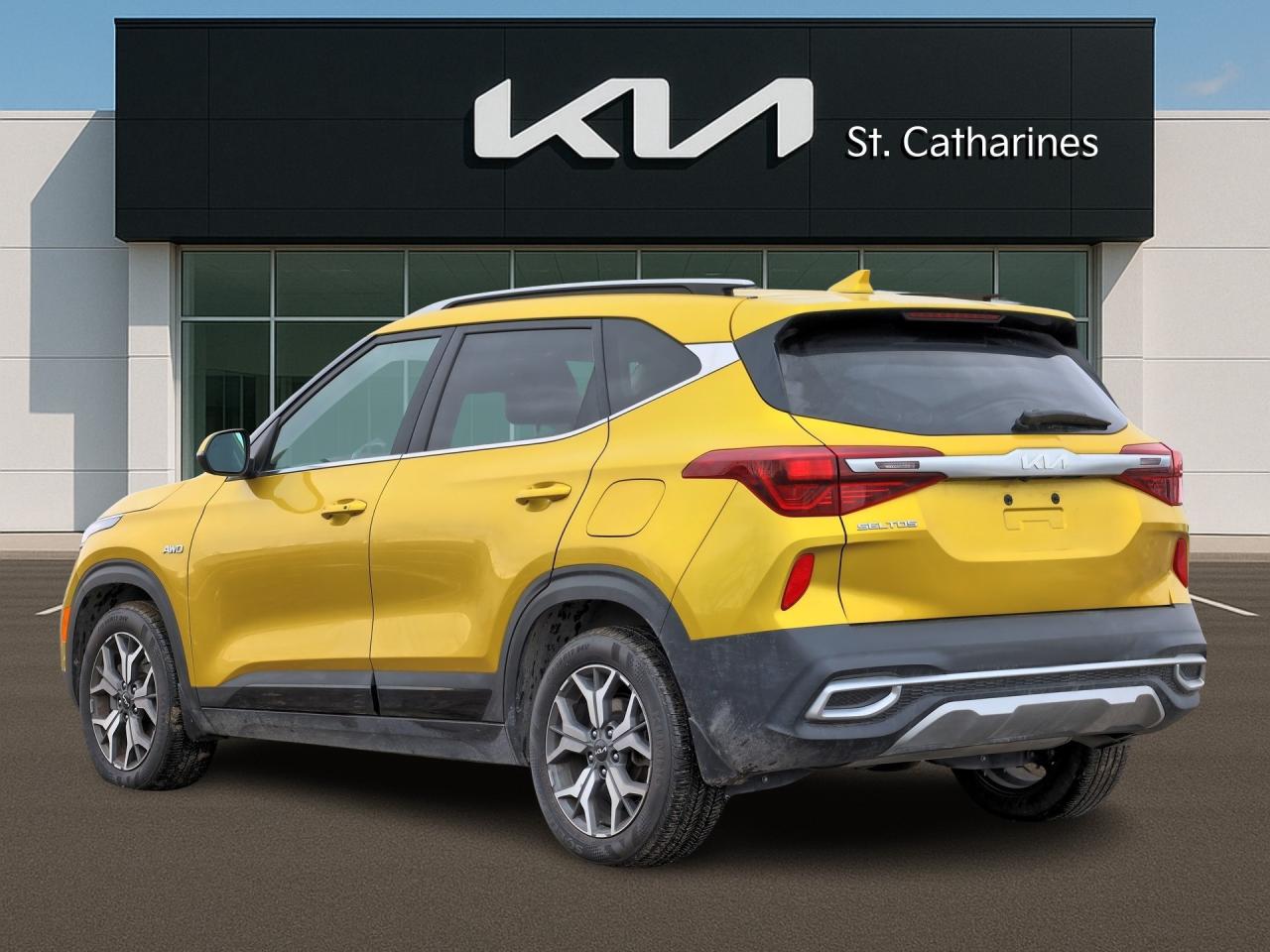 2023 Kia Seltos EX Premium   Navigation   Smart Cruise   Cool Seat Photo