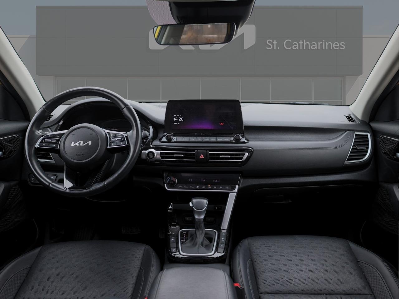 2023 Kia Seltos EX Premium   Navigation   Smart Cruise   Cool Seat Photo