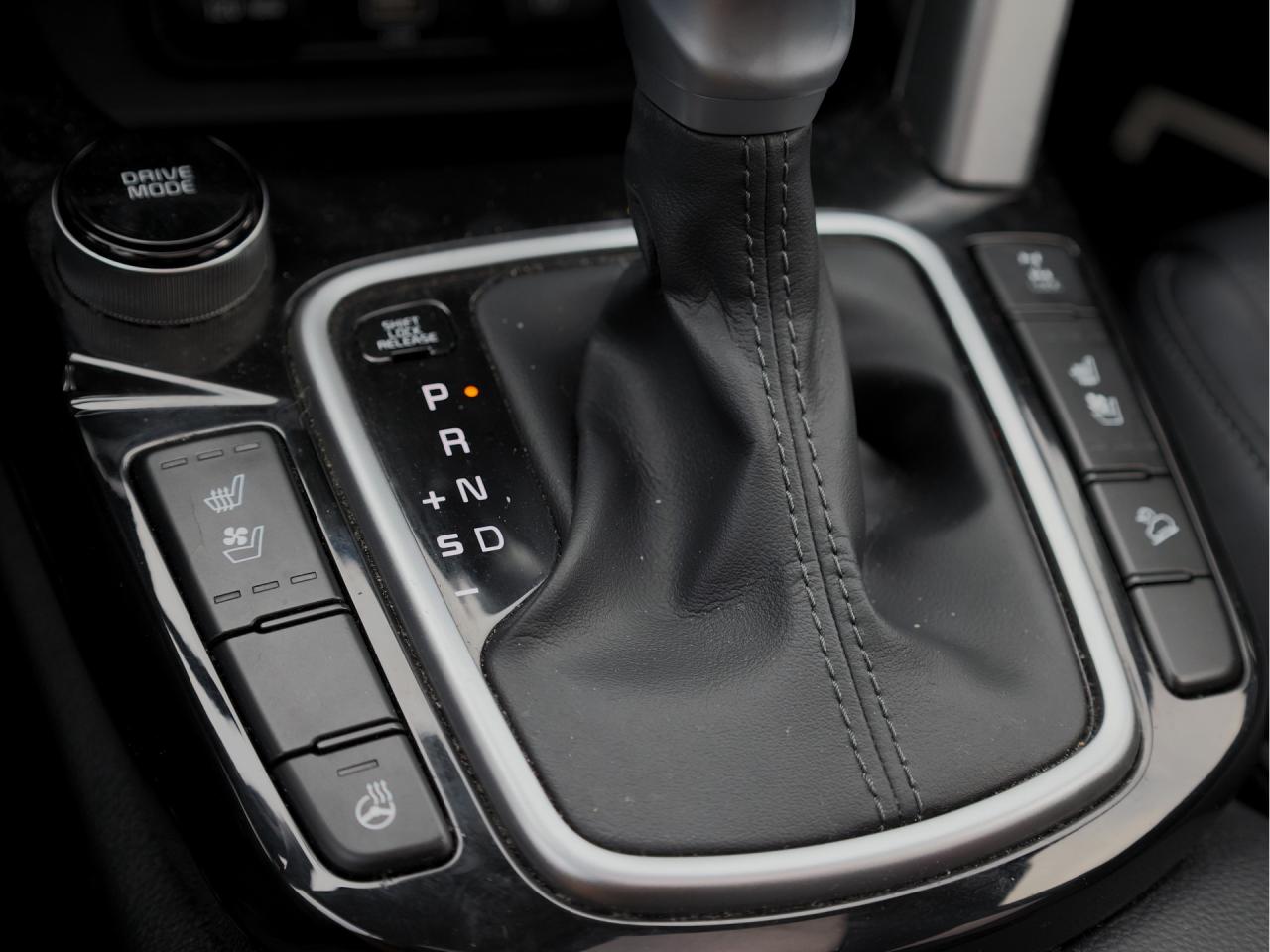 2023 Kia Seltos EX Premium   Navigation   Smart Cruise   Cool Seat Photo