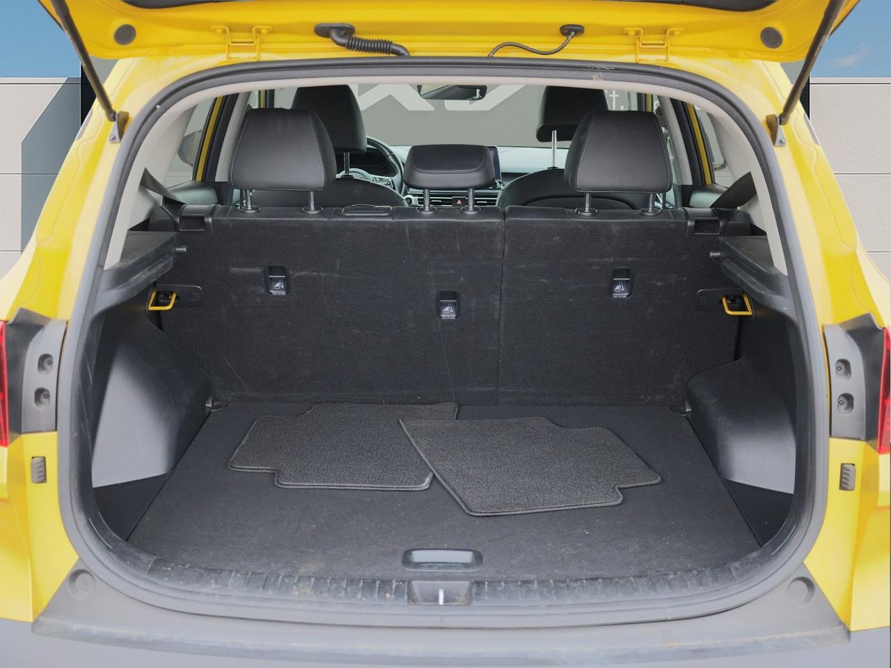 2023 Kia Seltos EX Premium   Navigation   Smart Cruise   Cool Seat Photo