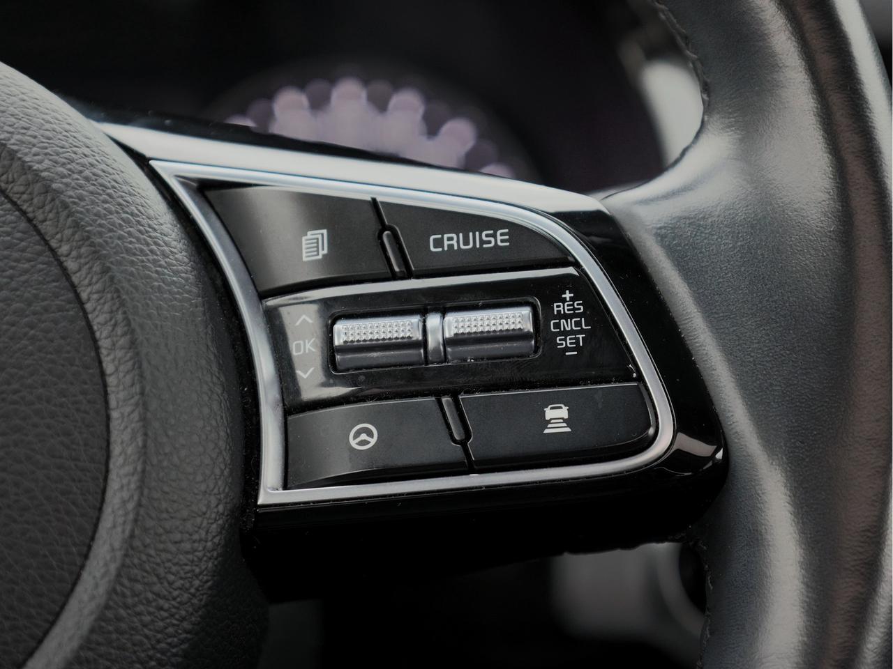 2023 Kia Seltos EX Premium   Navigation   Smart Cruise   Cool Seat Photo