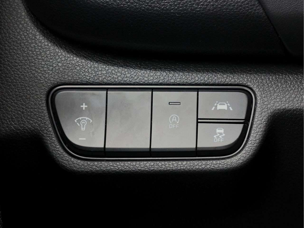 2023 Kia Seltos EX Premium   Navigation   Smart Cruise   Cool Seat Photo