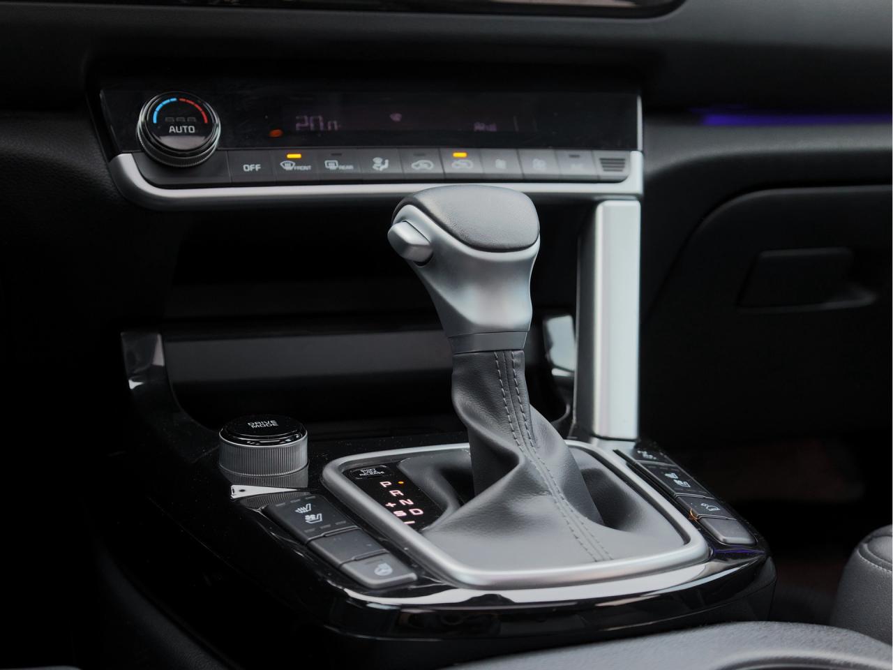 2023 Kia Seltos EX Premium   Navigation   Smart Cruise   Cool Seat Photo