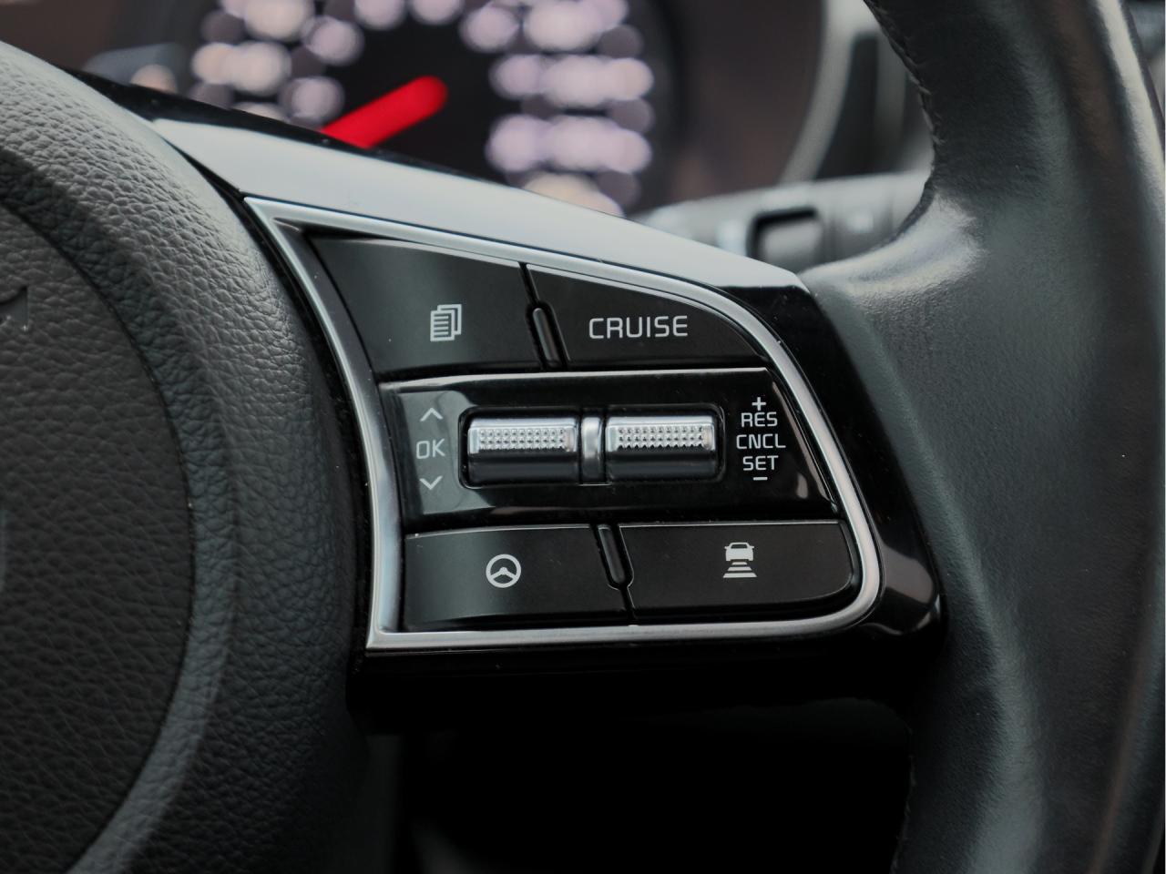 2023 Kia Seltos EX Premium   Navigation   Smart Cruise   Cool Seat Photo