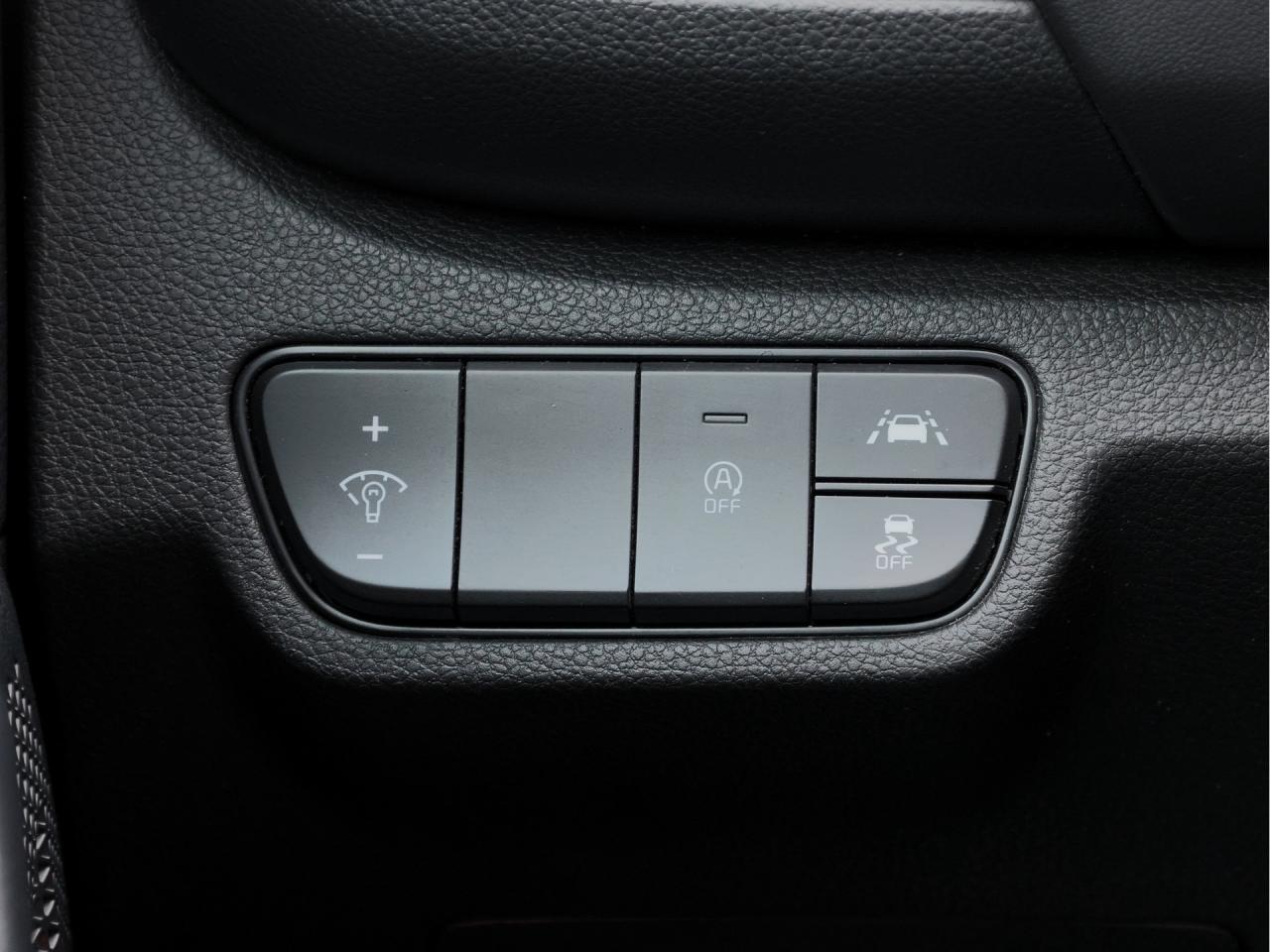 2023 Kia Seltos EX Premium   Navigation   Smart Cruise   Cool Seat Photo