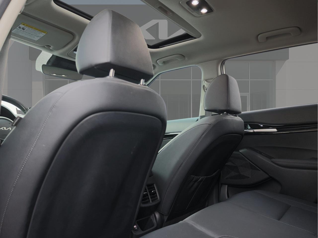 2023 Kia Seltos EX Premium   Navigation   Smart Cruise   Cool Seat Photo