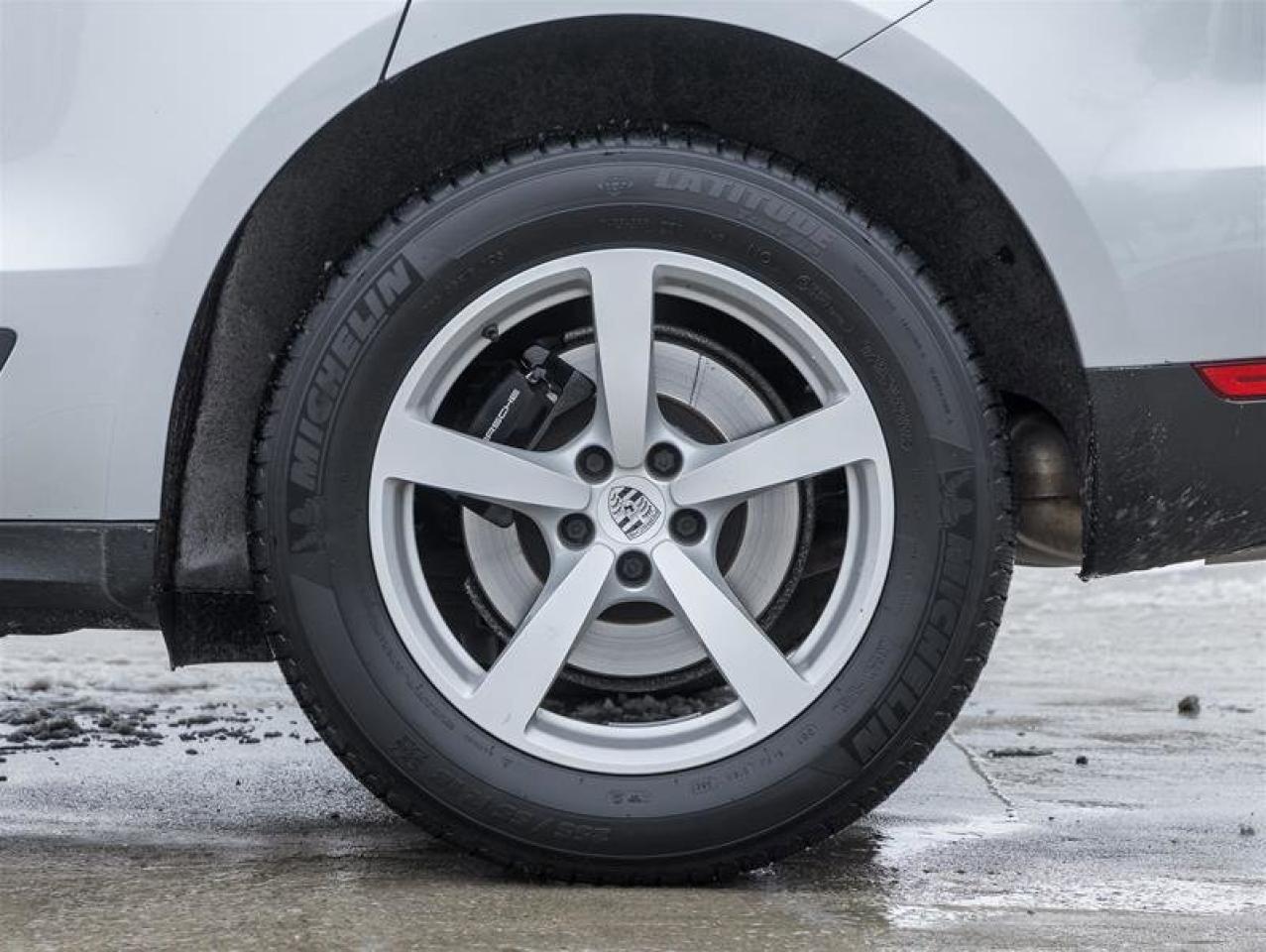 2018 Porsche Macan AWD Premium Pkg Plus Lane Change Assist Porsche Cr Photo