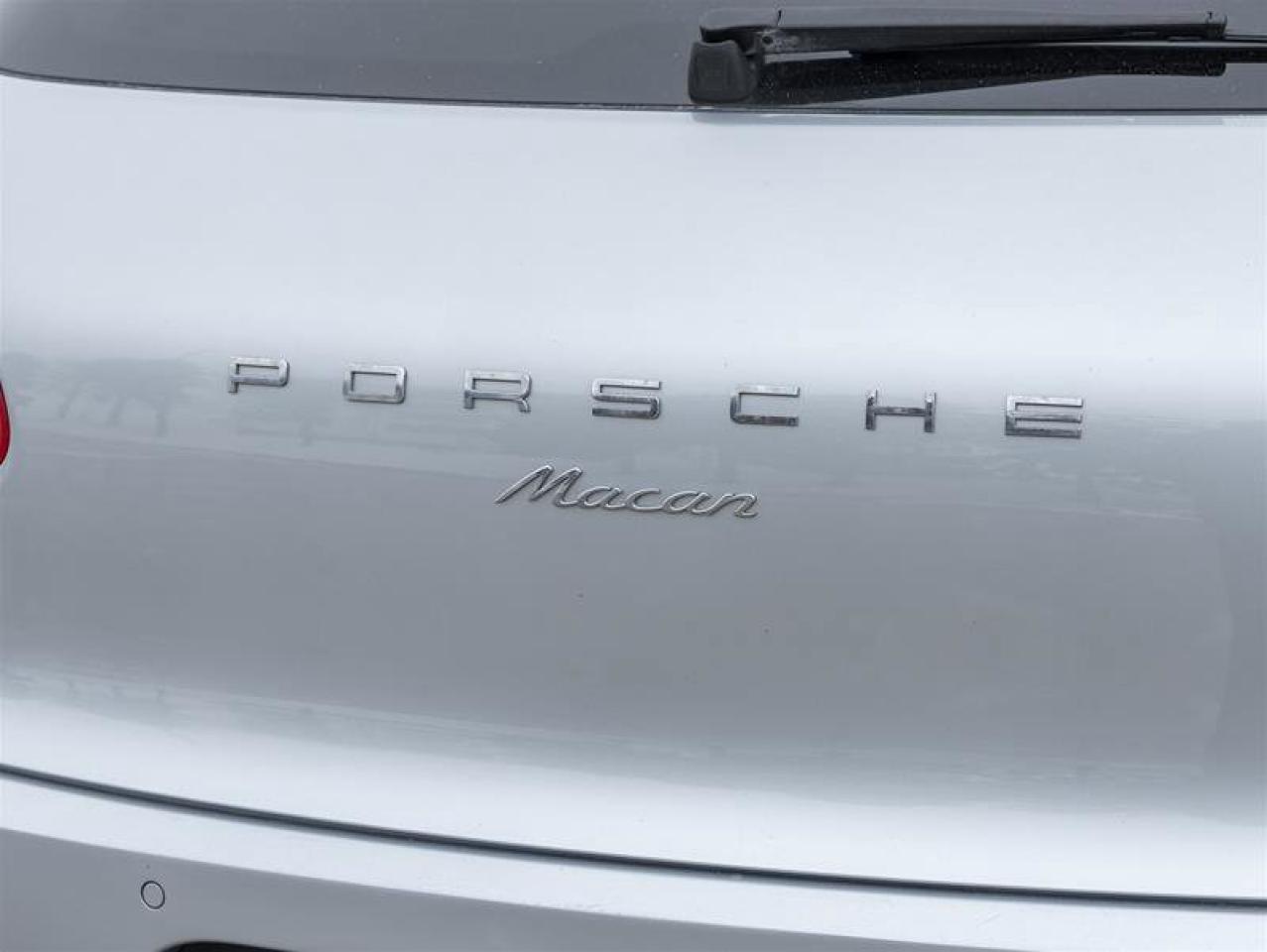 2018 Porsche Macan AWD Premium Pkg Plus Lane Change Assist Porsche Cr Photo