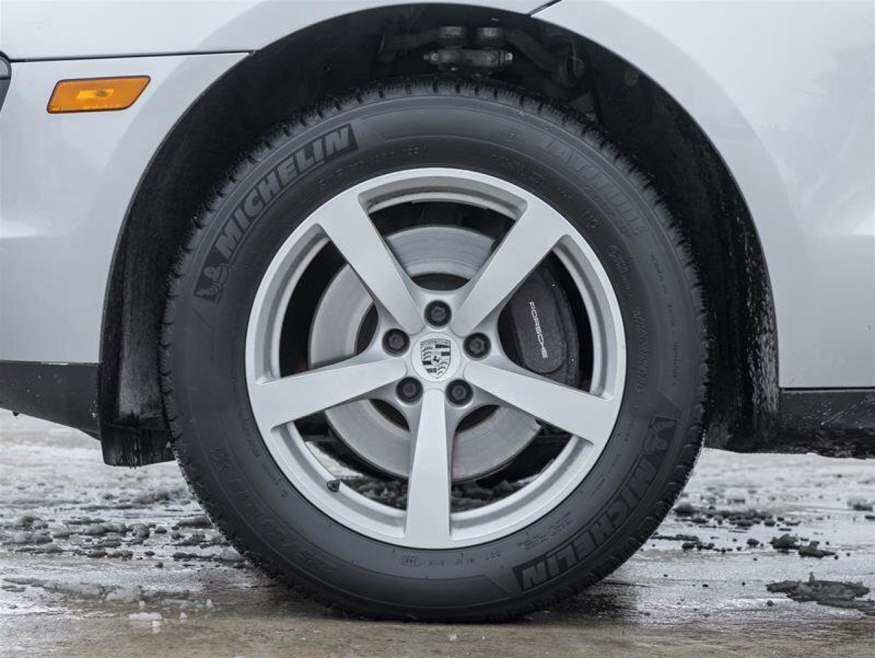 2018 Porsche Macan AWD Premium Pkg Plus Lane Change Assist Porsche Cr Photo