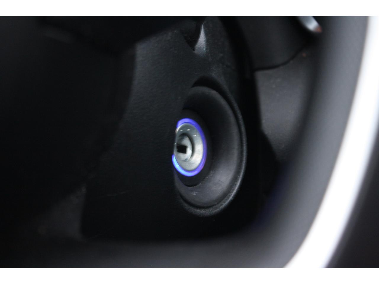 2022 Hyundai Elantra Essential CPO  / Backup Camera / Alloys Photo