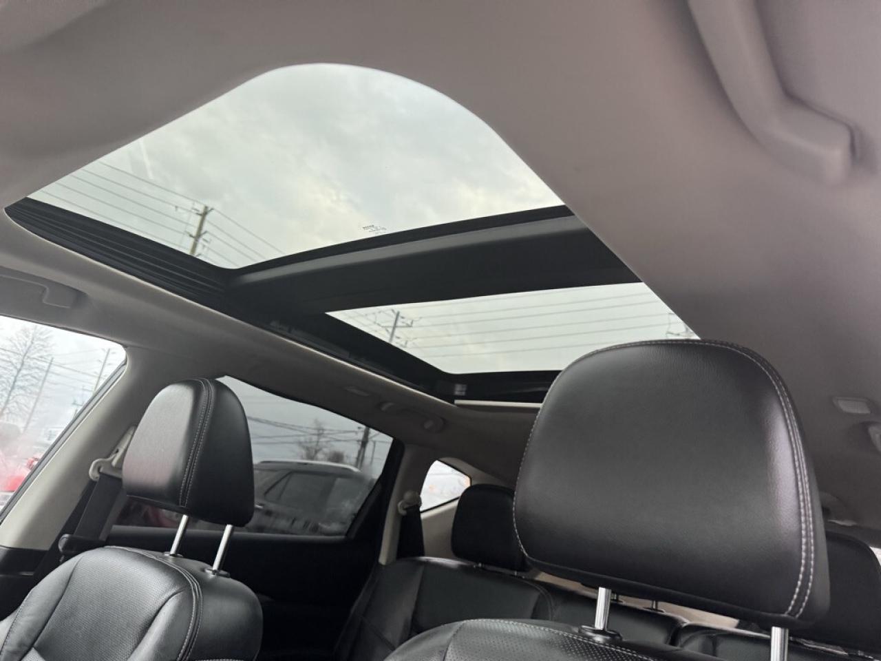 2017 Nissan Murano SL 4dr All-wheel Drive CVT Photo