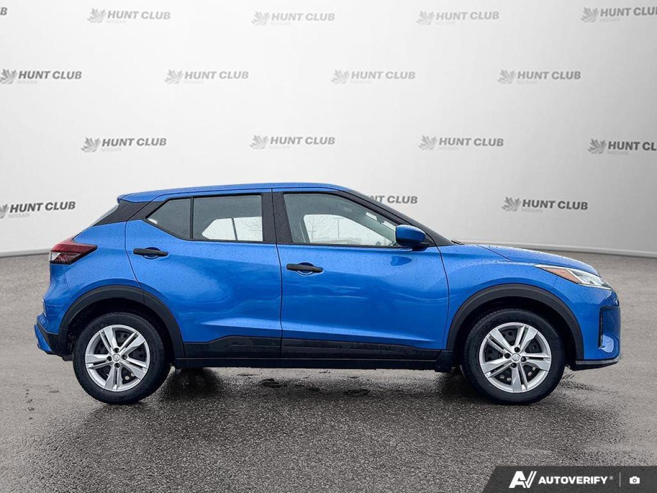 2023 Nissan Kicks S Photo