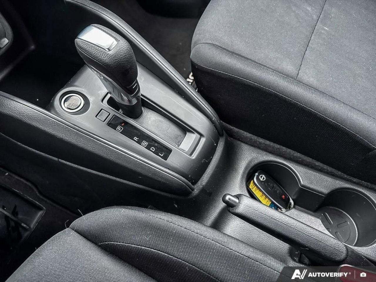 2023 Nissan Kicks S Photo