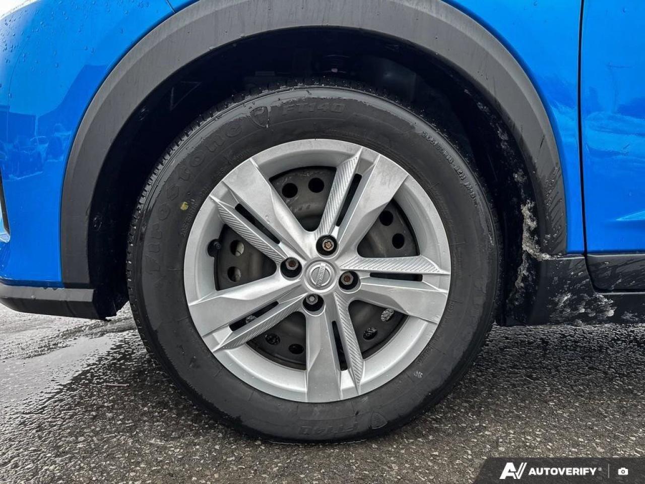 2023 Nissan Kicks S Photo