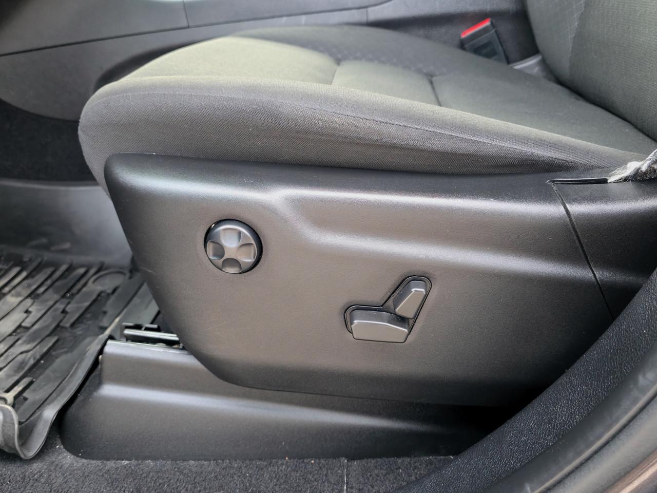 2021 Jeep Grand Cherokee Laredo   4x4   Climate Ctrl   Power Liftgate Photo