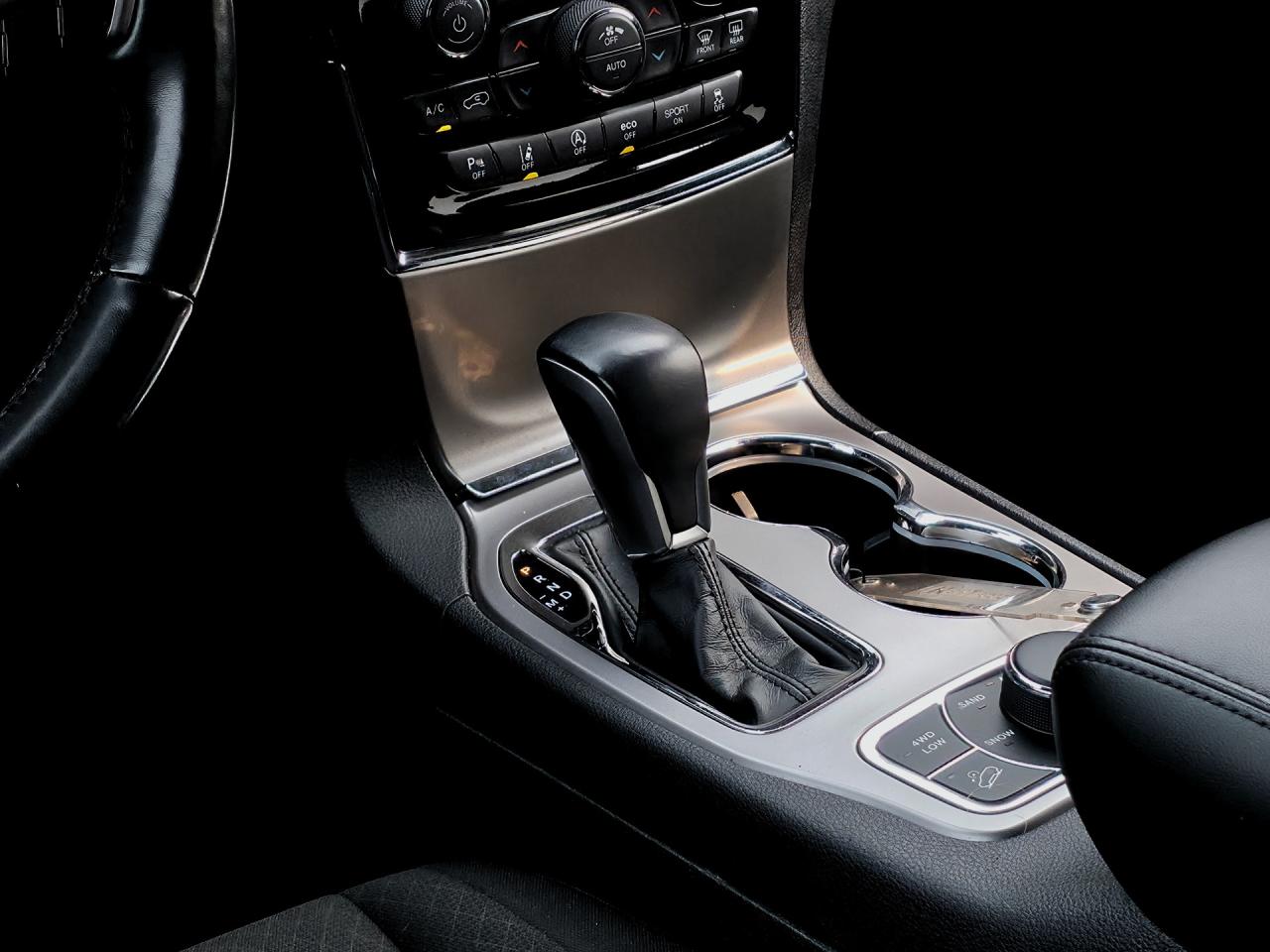 2021 Jeep Grand Cherokee Laredo   4x4   Climate Ctrl   Power Liftgate Photo